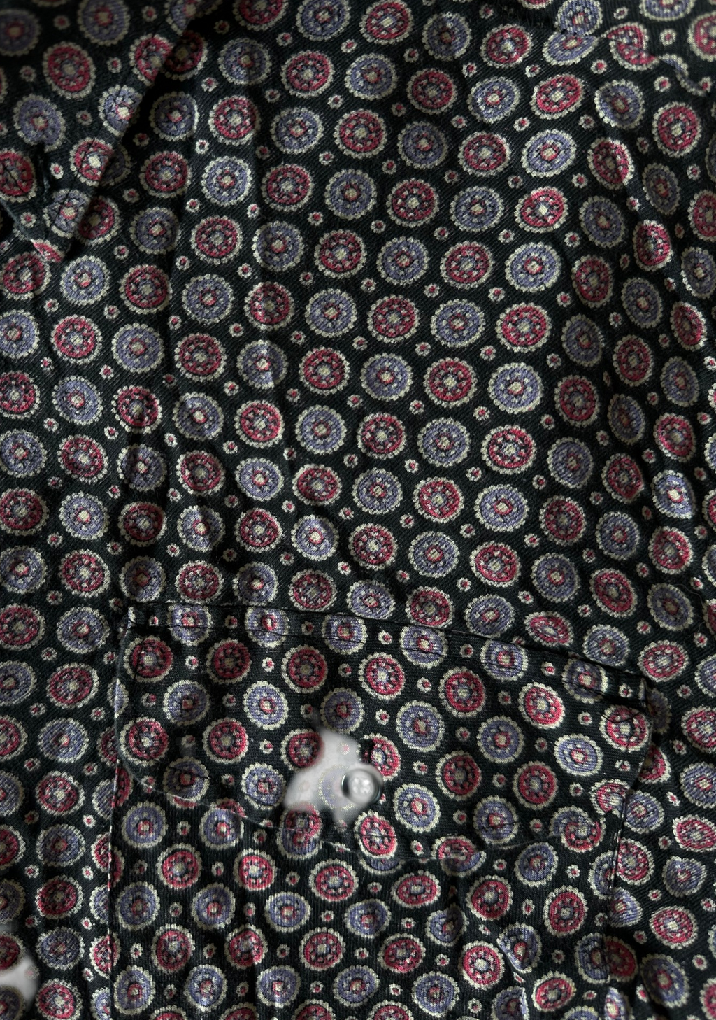 Geometric Medallion Print Button-Down Shirt